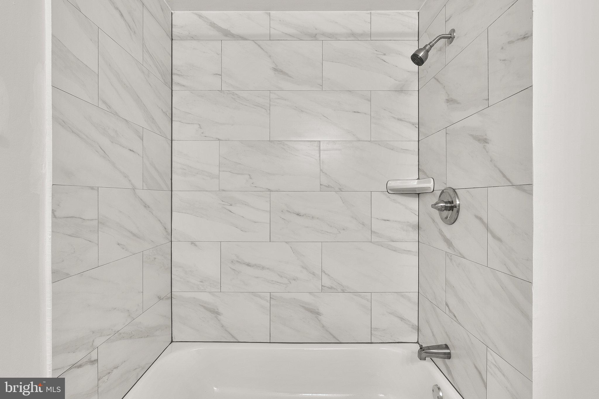 LONGMEAD - Residential Lease