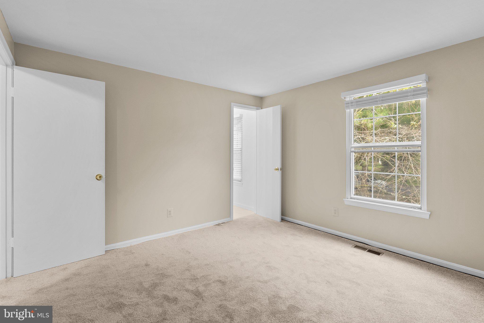 LONGMEAD - Residential Lease