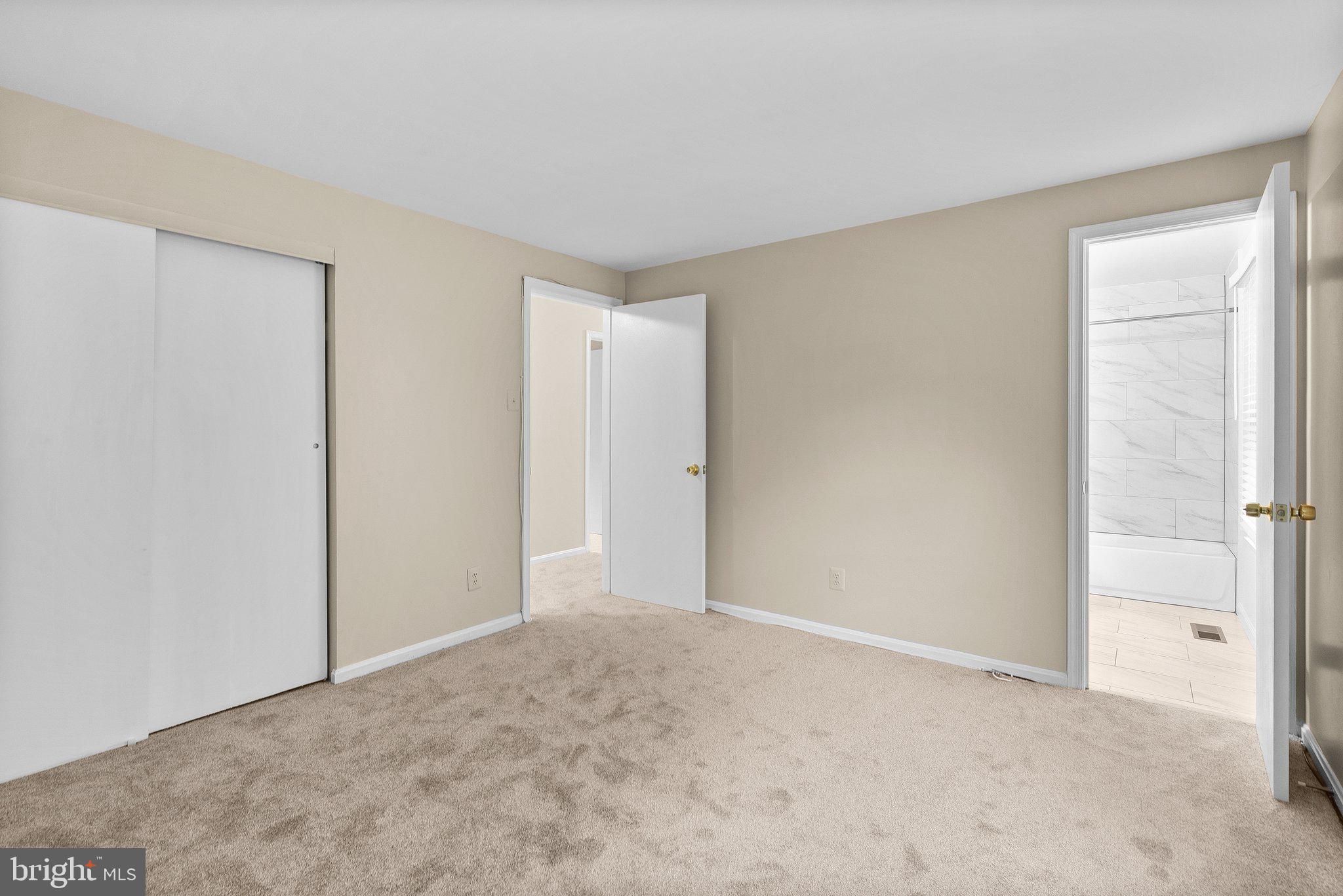 LONGMEAD - Residential Lease