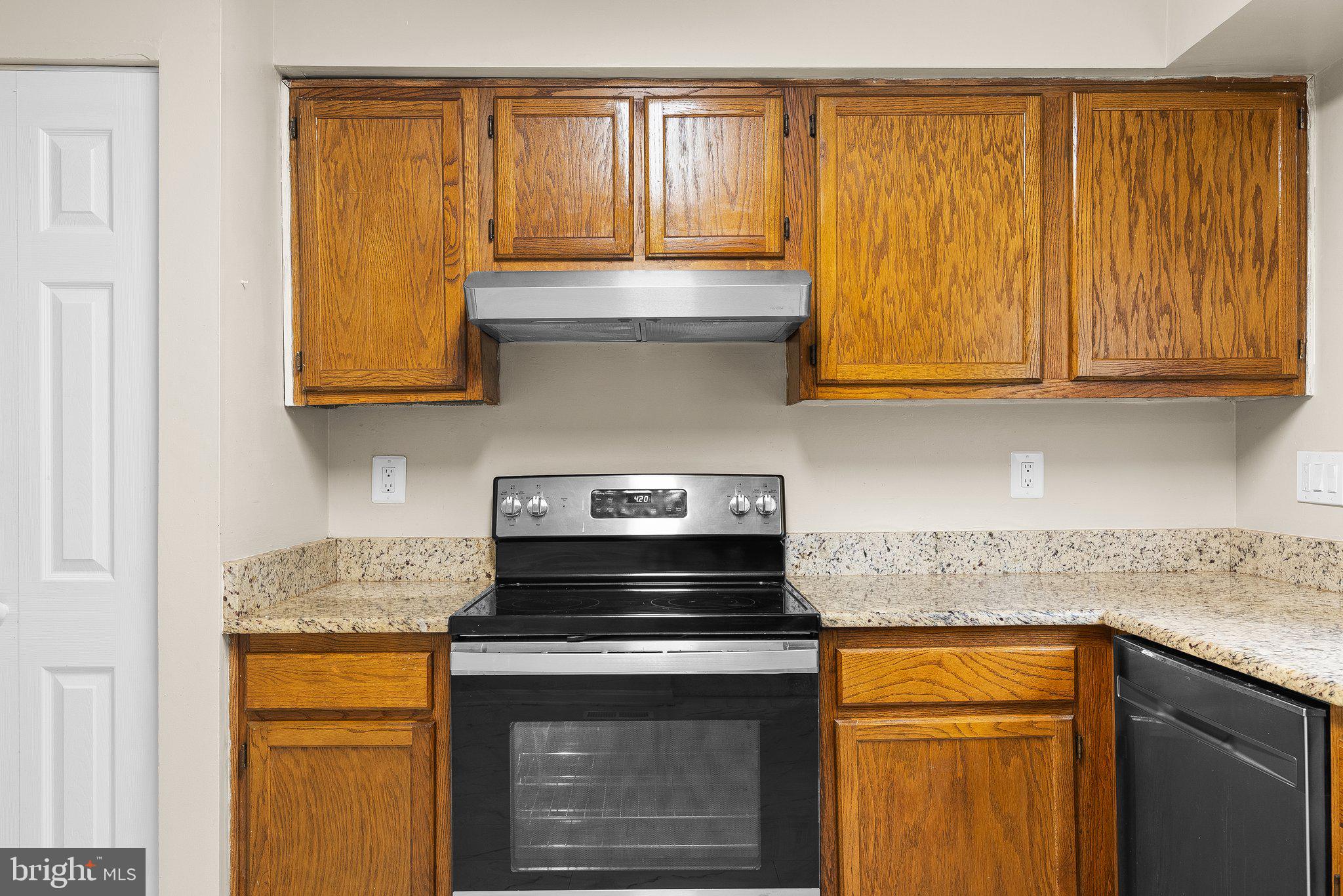 LONGMEAD - Residential Lease