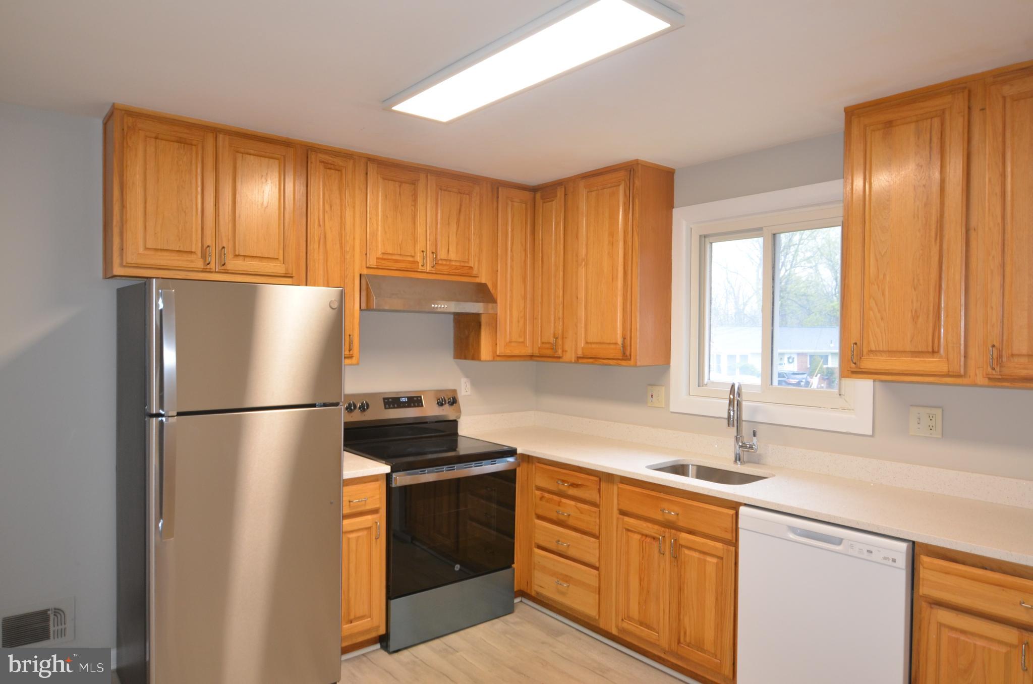 STONEYBROOK ESTATES - Residential Lease