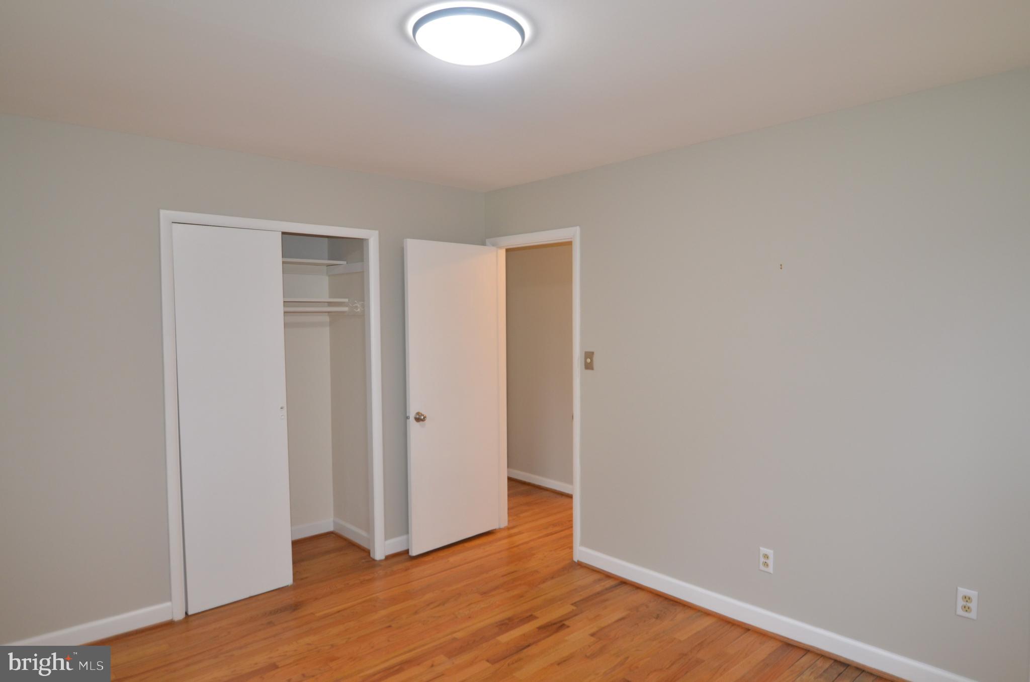 STONEYBROOK ESTATES - Residential Lease