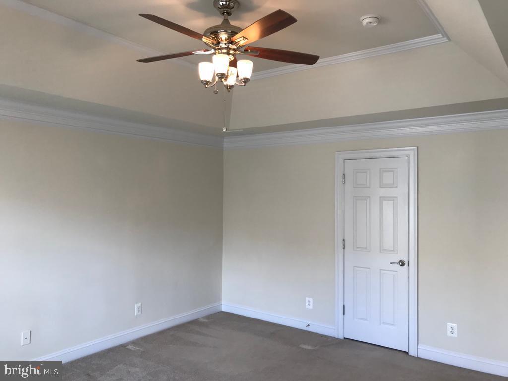 EAST GATE - Residential Lease