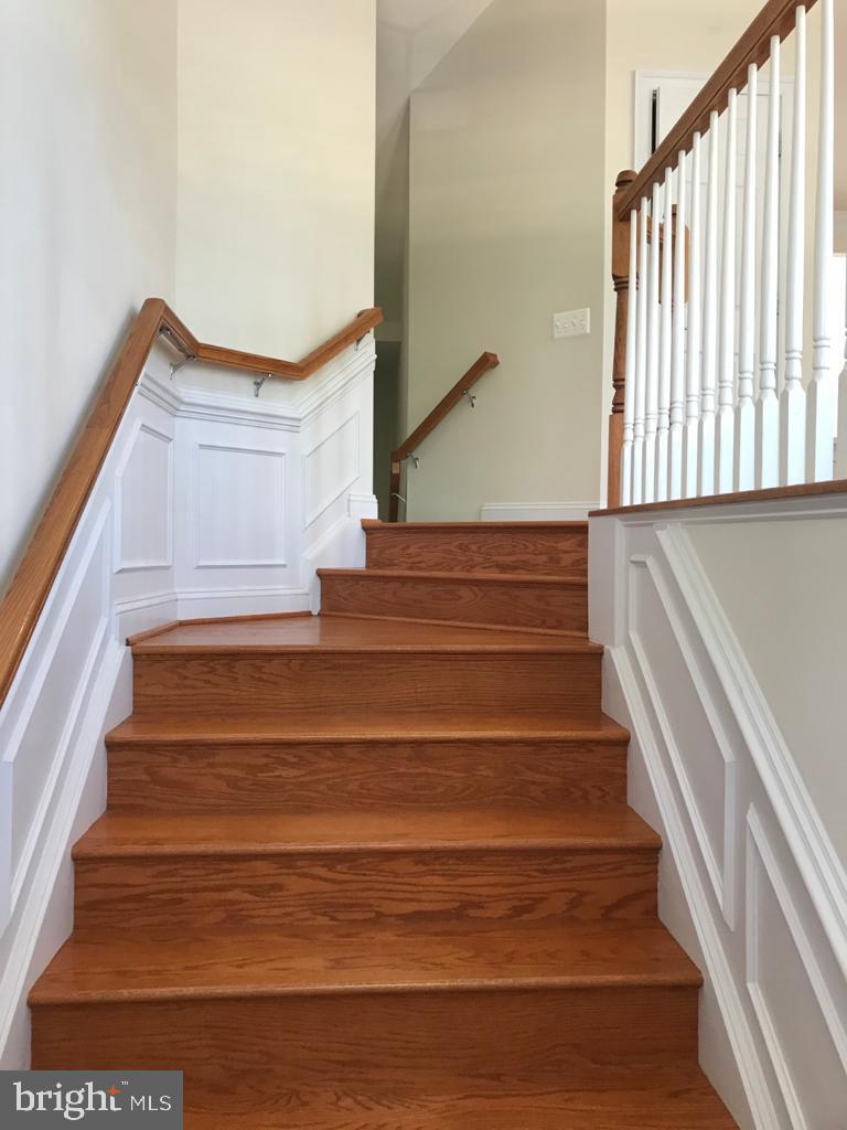 EAST GATE - Residential Lease