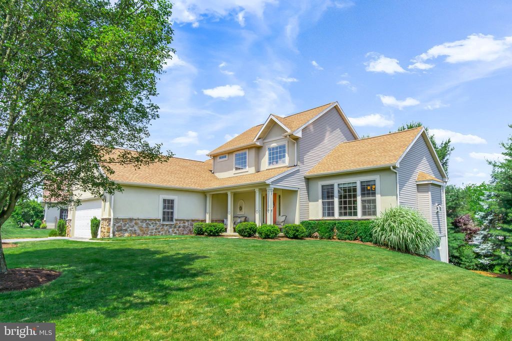 Photo of 212 Round Hill Lane, Lancaster, PA 17603 (MLS # PALA2051282)