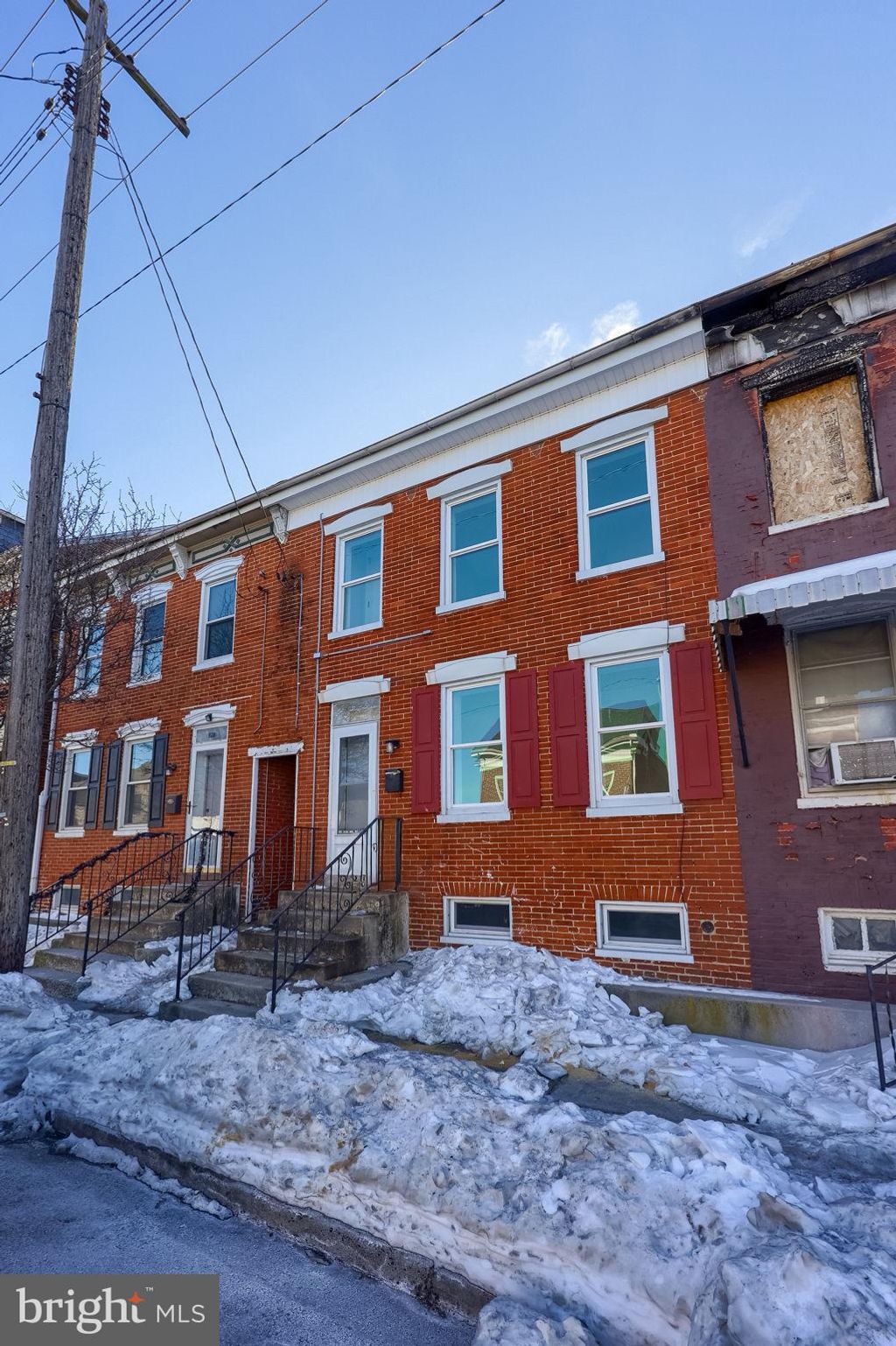 Photo of 926 E Market Street, YORK, PA 17403 (MLS # PAYK2097210)