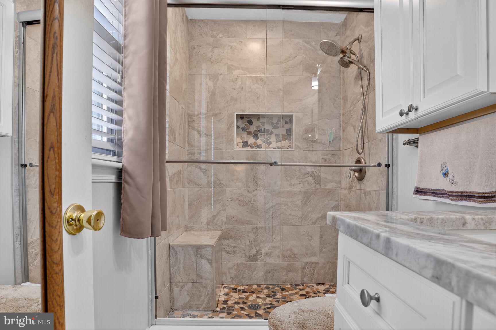 OAKHURST - Residential