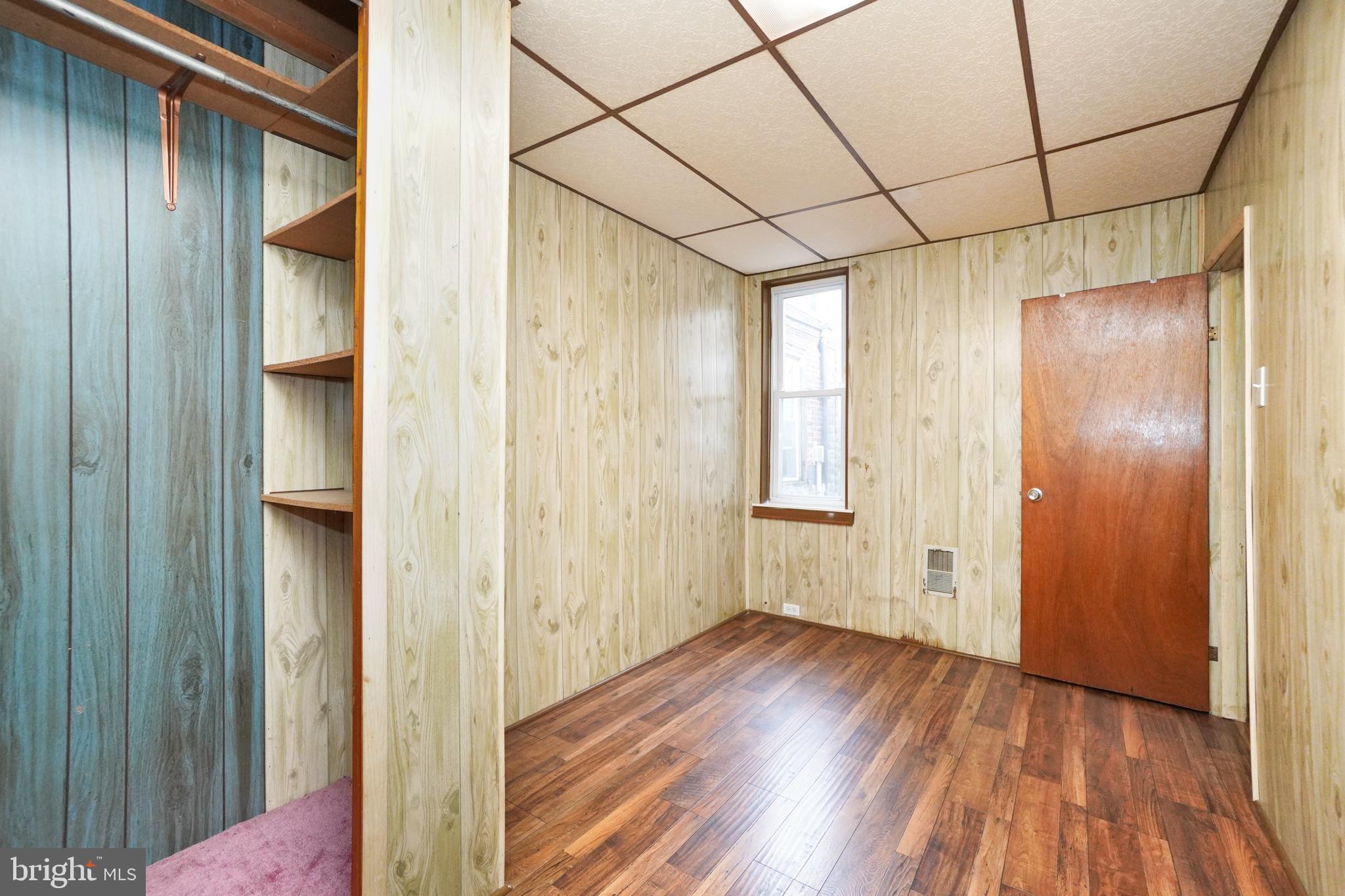 HARROWGATE - Residential