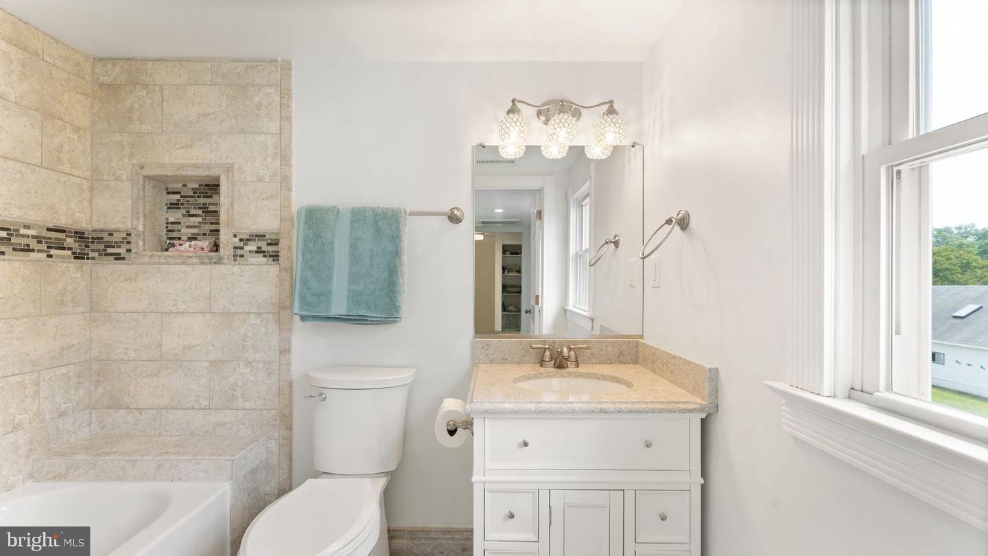 BUCKHALL - Residential