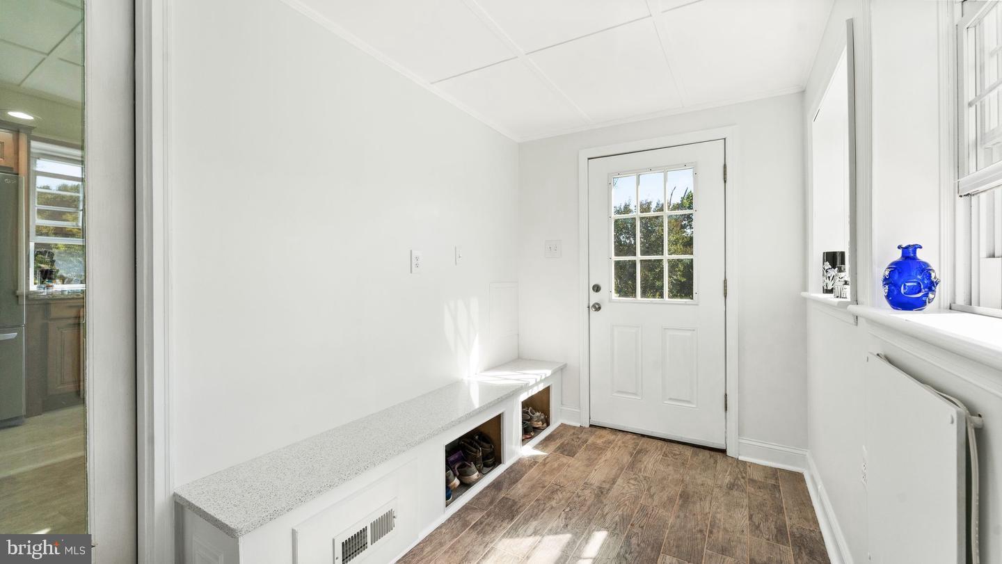 BUCKHALL - Residential