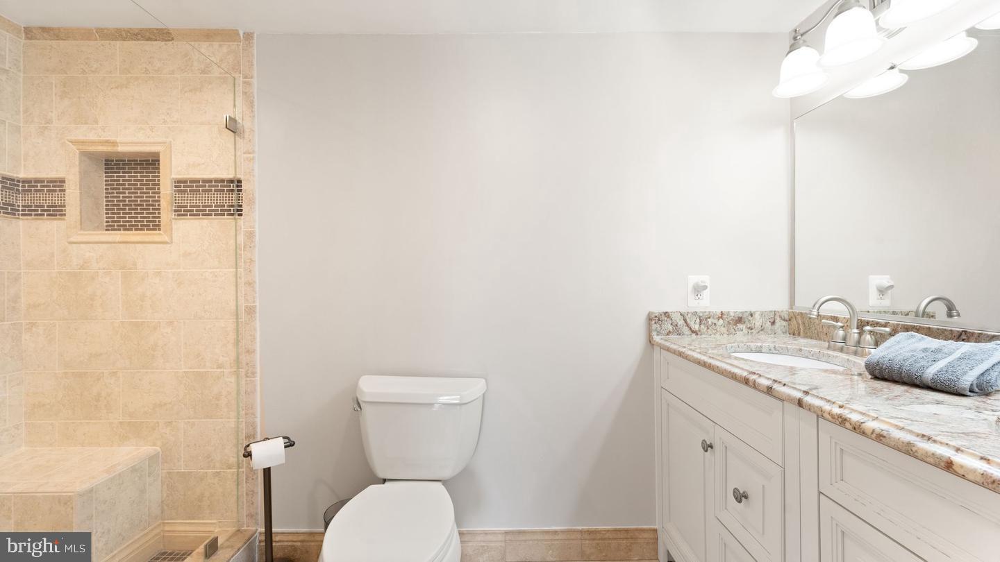 BUCKHALL - Residential