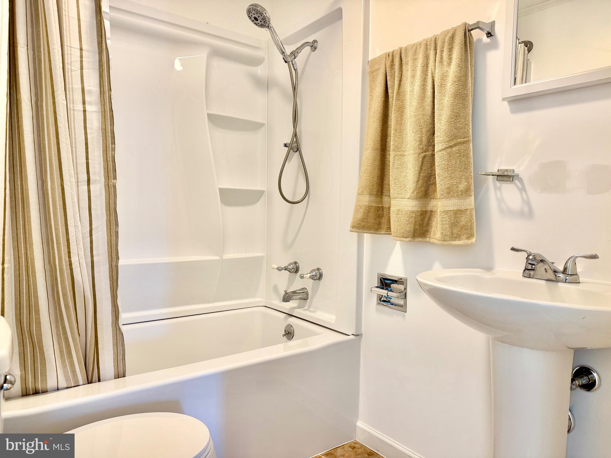 VICTORY VILLA - Residential