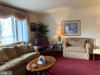 FOX CHASE - Residential