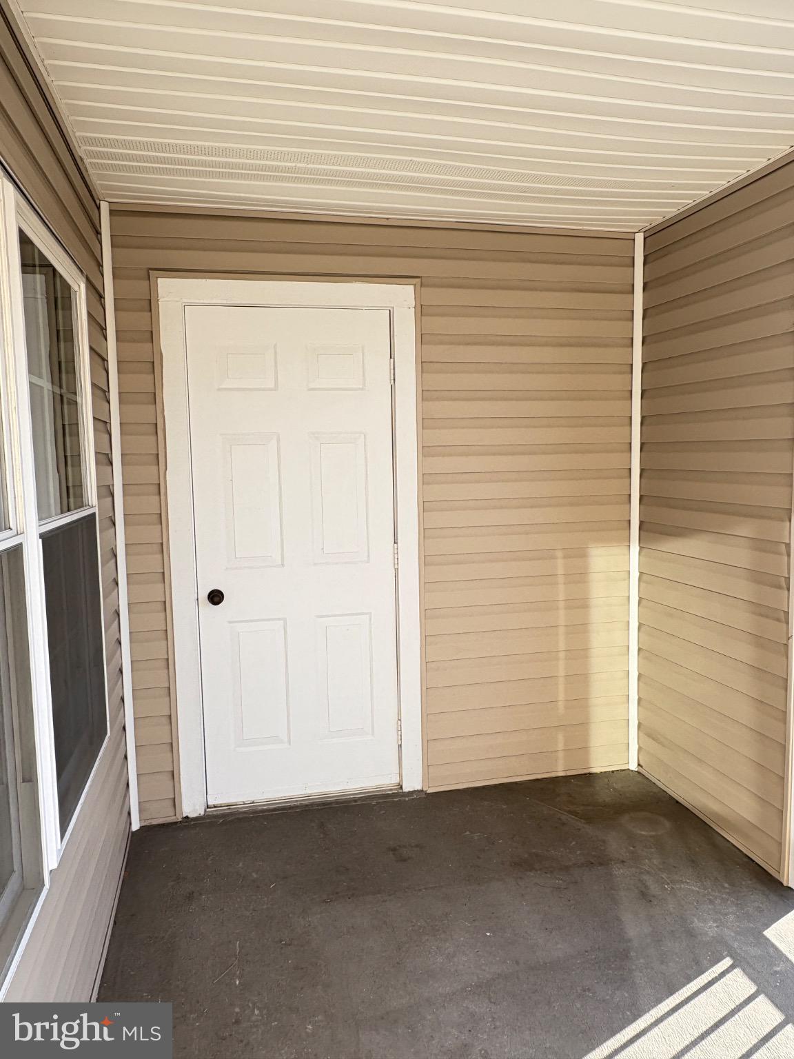 POINTE AT PARK CENTER - Residential Lease