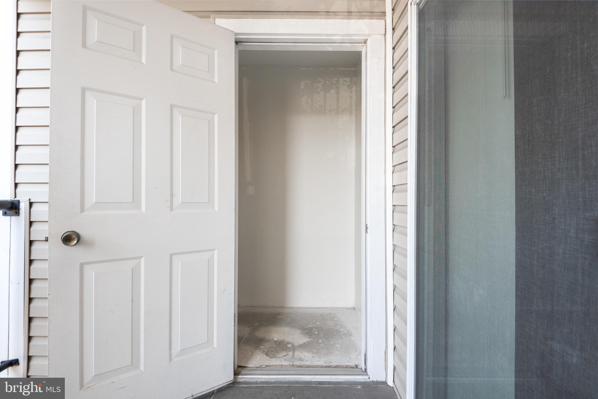 POINTE AT PARK CENTER - Residential Lease