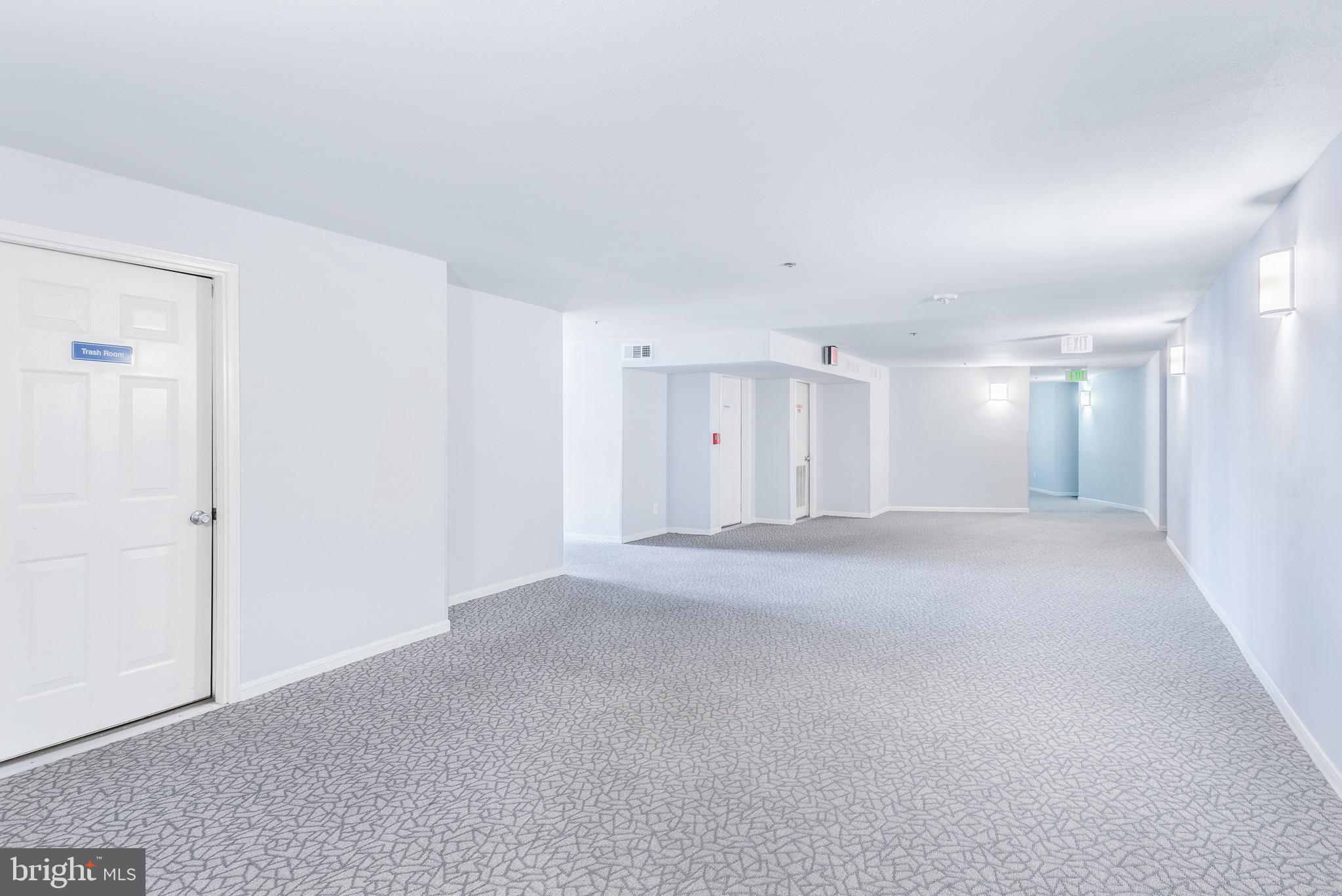 POINTE AT PARK CENTER - Residential Lease