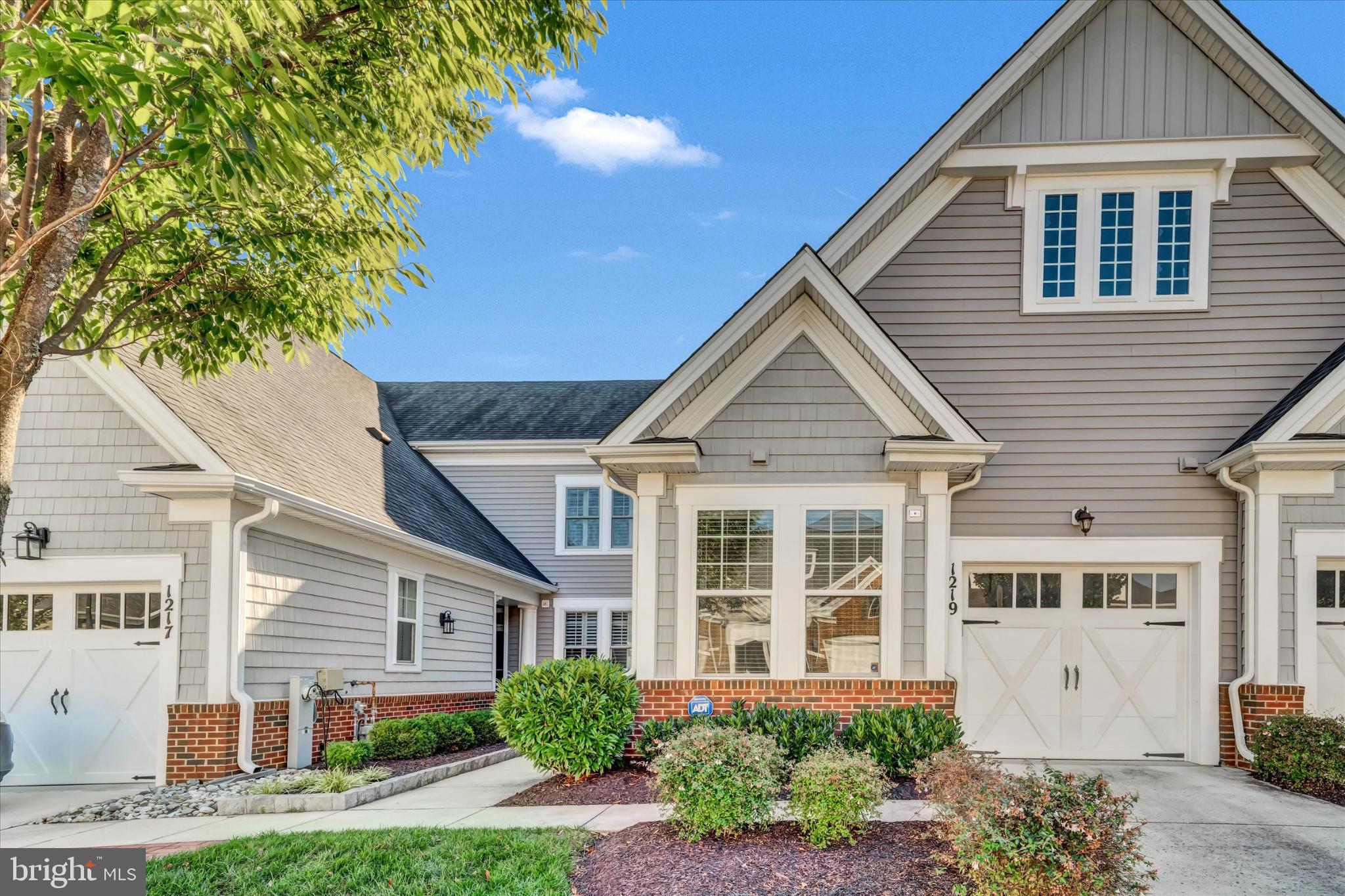 TWO RIVERS - Residential