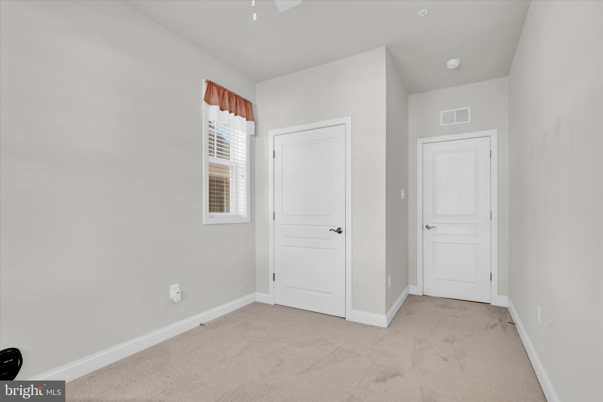 TWO RIVERS - Residential