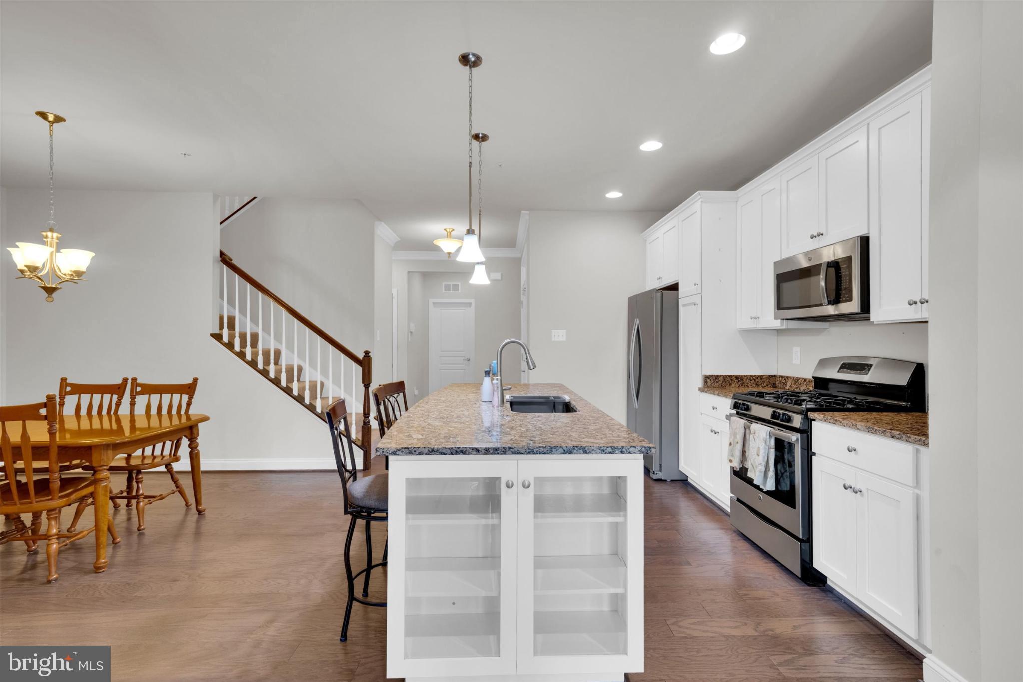 TWO RIVERS - Residential