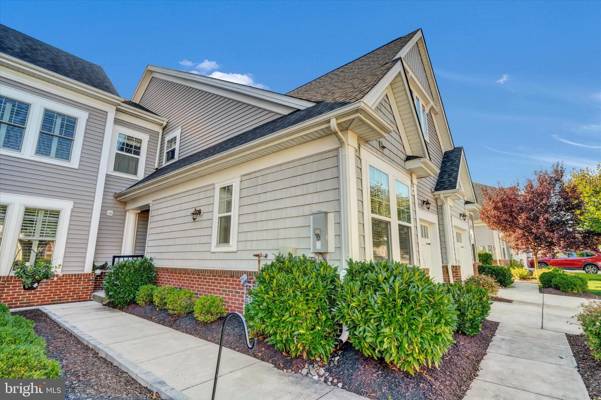 TWO RIVERS - Residential