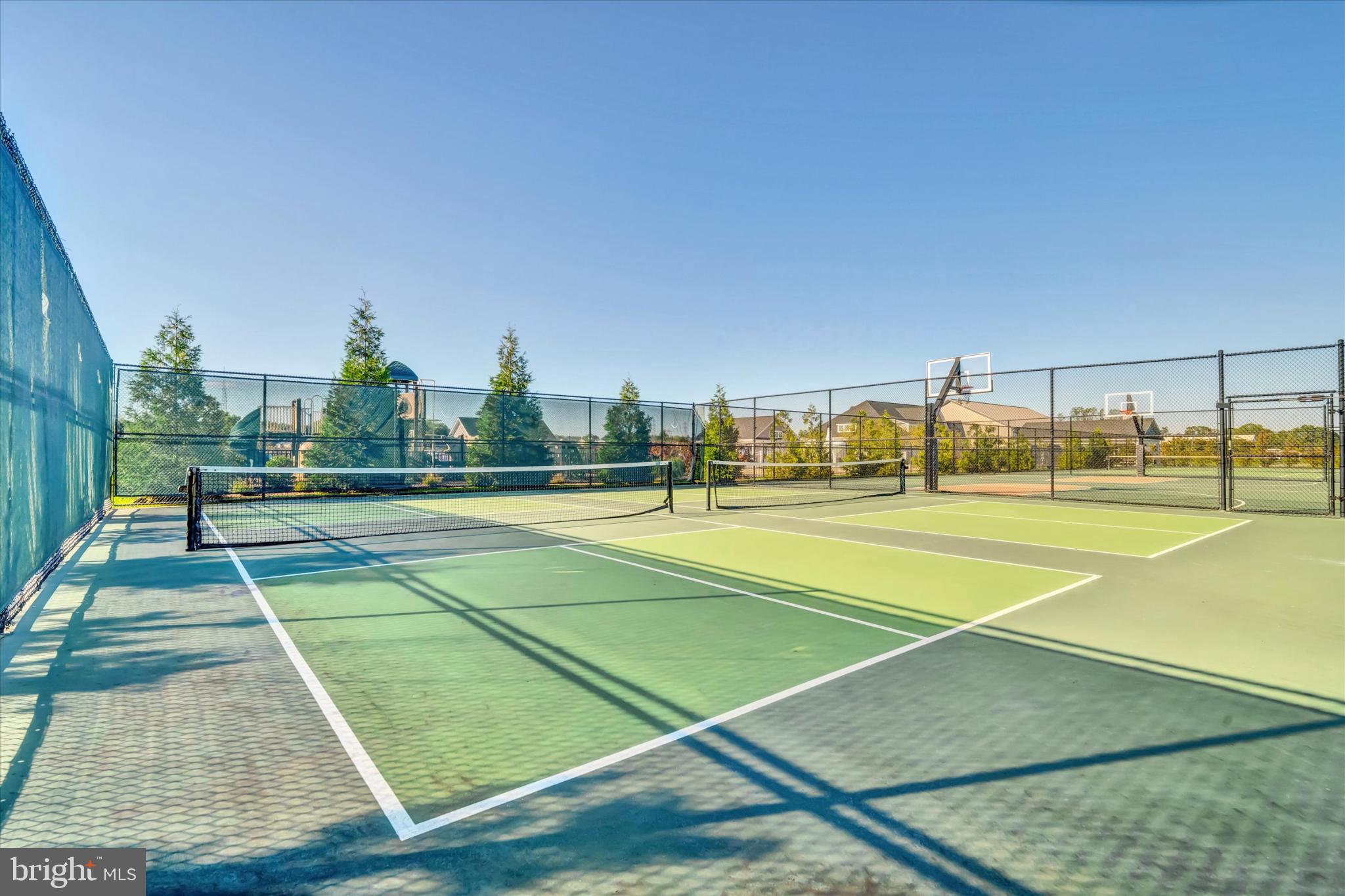 TWO RIVERS - Residential