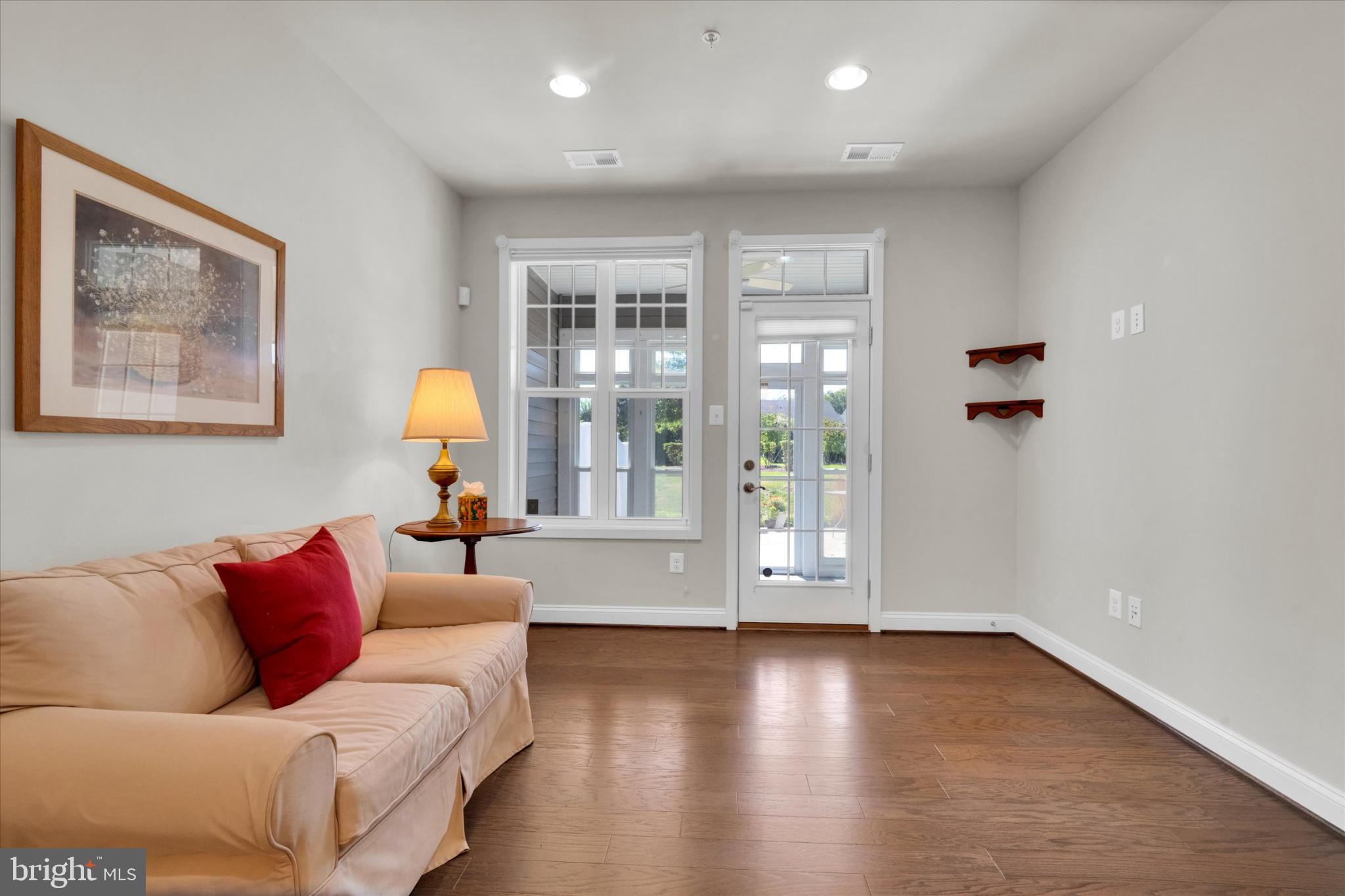 TWO RIVERS - Residential