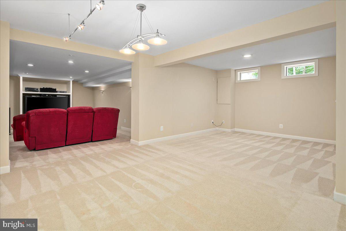 BALMORAL GREENS - Residential