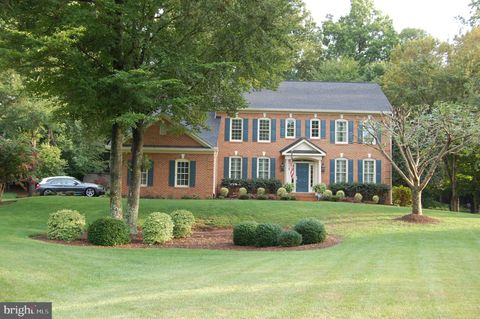 7520 CANNON FORT DRIVE CLIFTON VA 20124