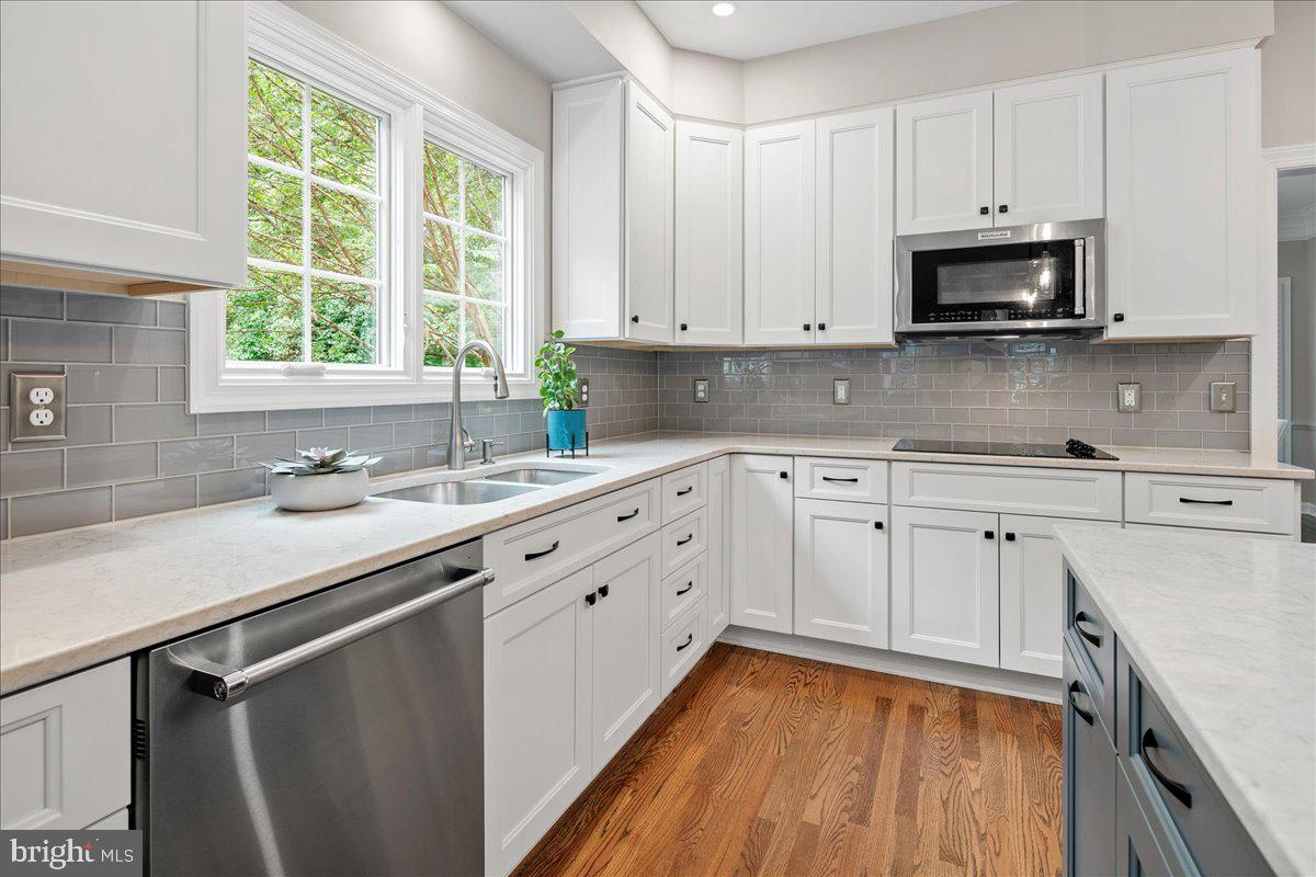 BALMORAL GREENS - Residential