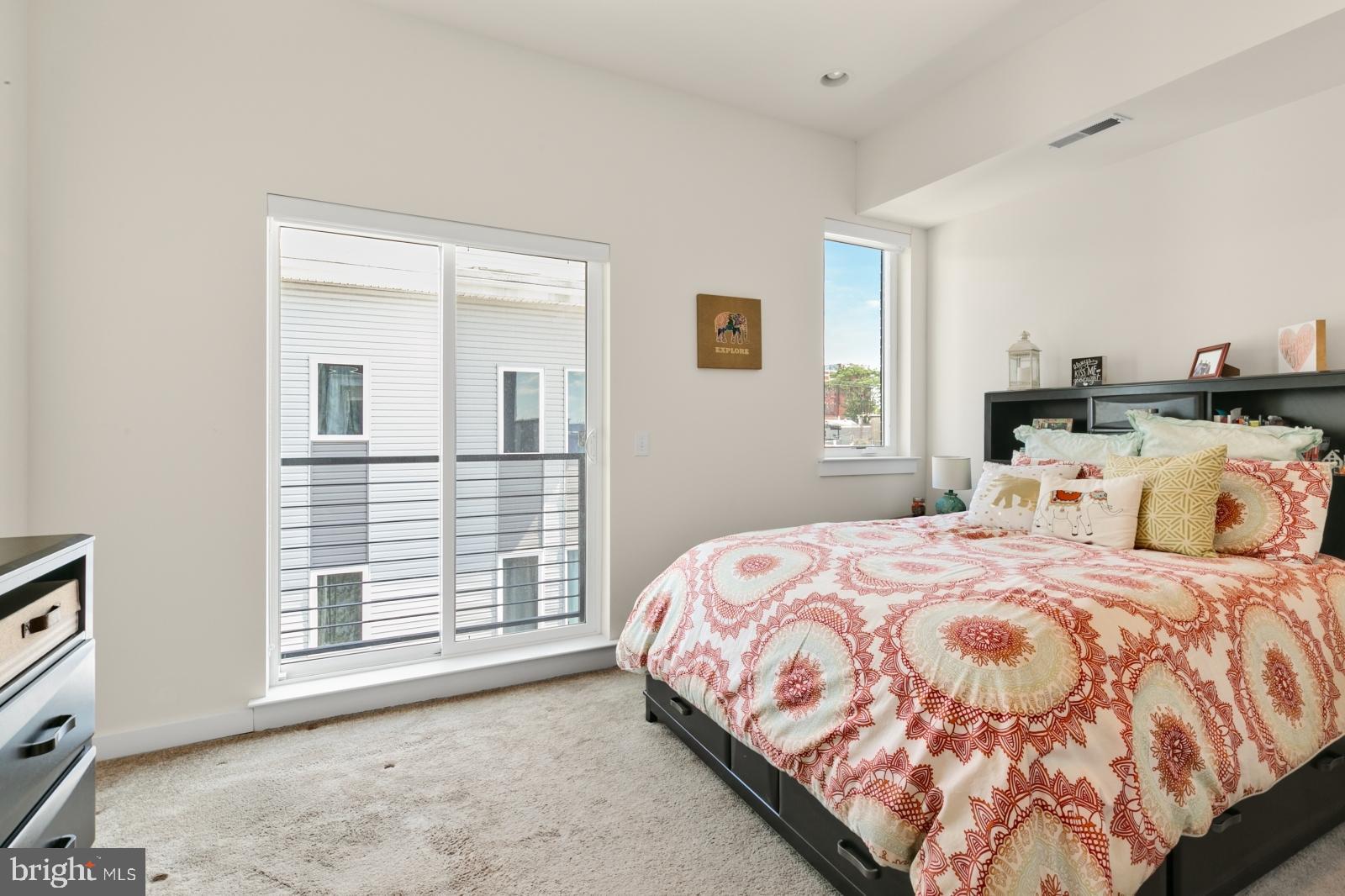 OLDE KENSINGTON - Residential