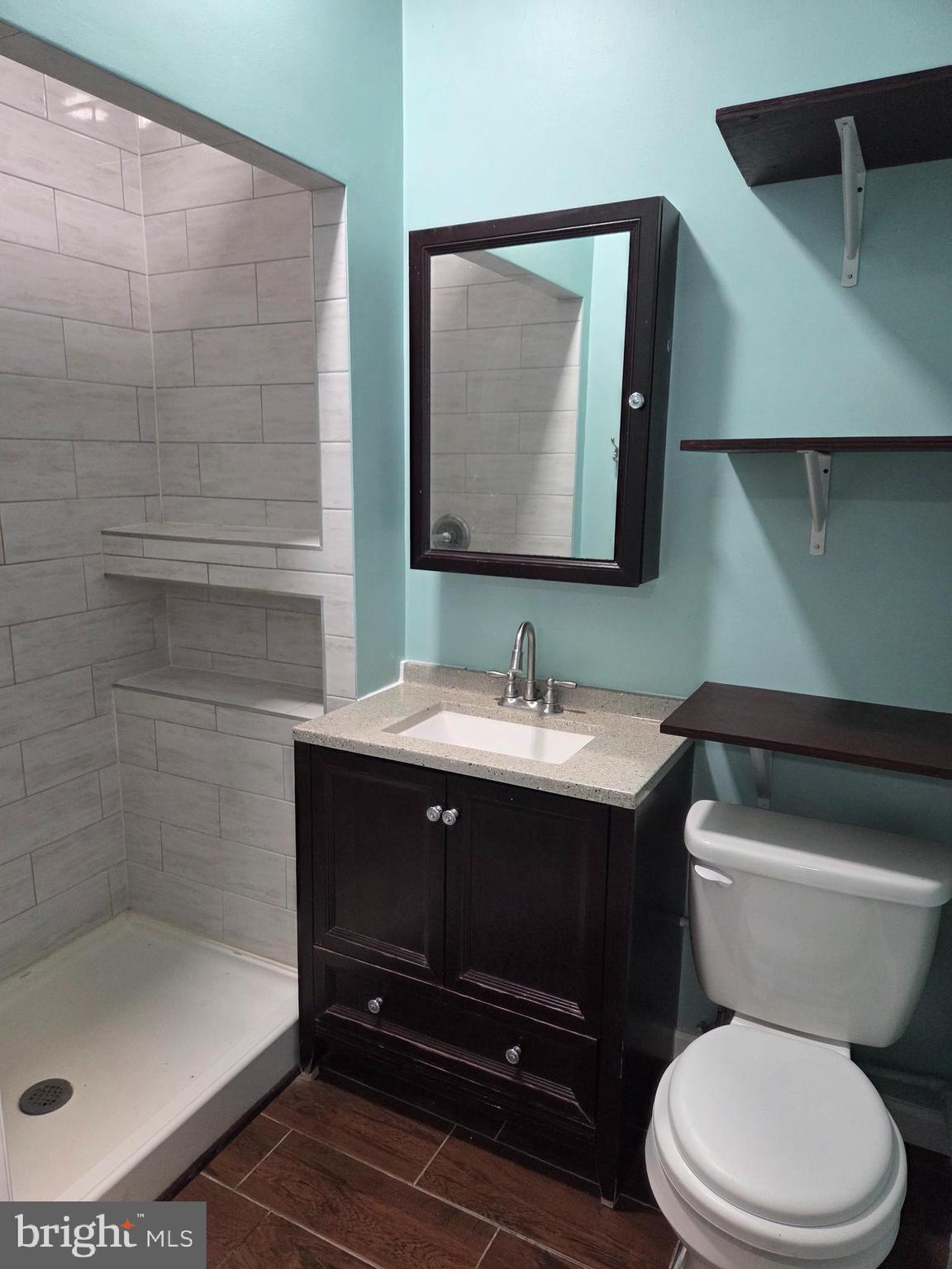 WALTON - Residential