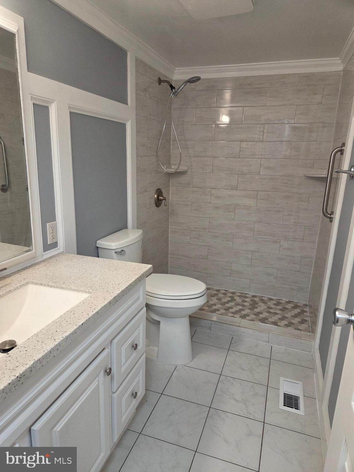 WALTON - Residential