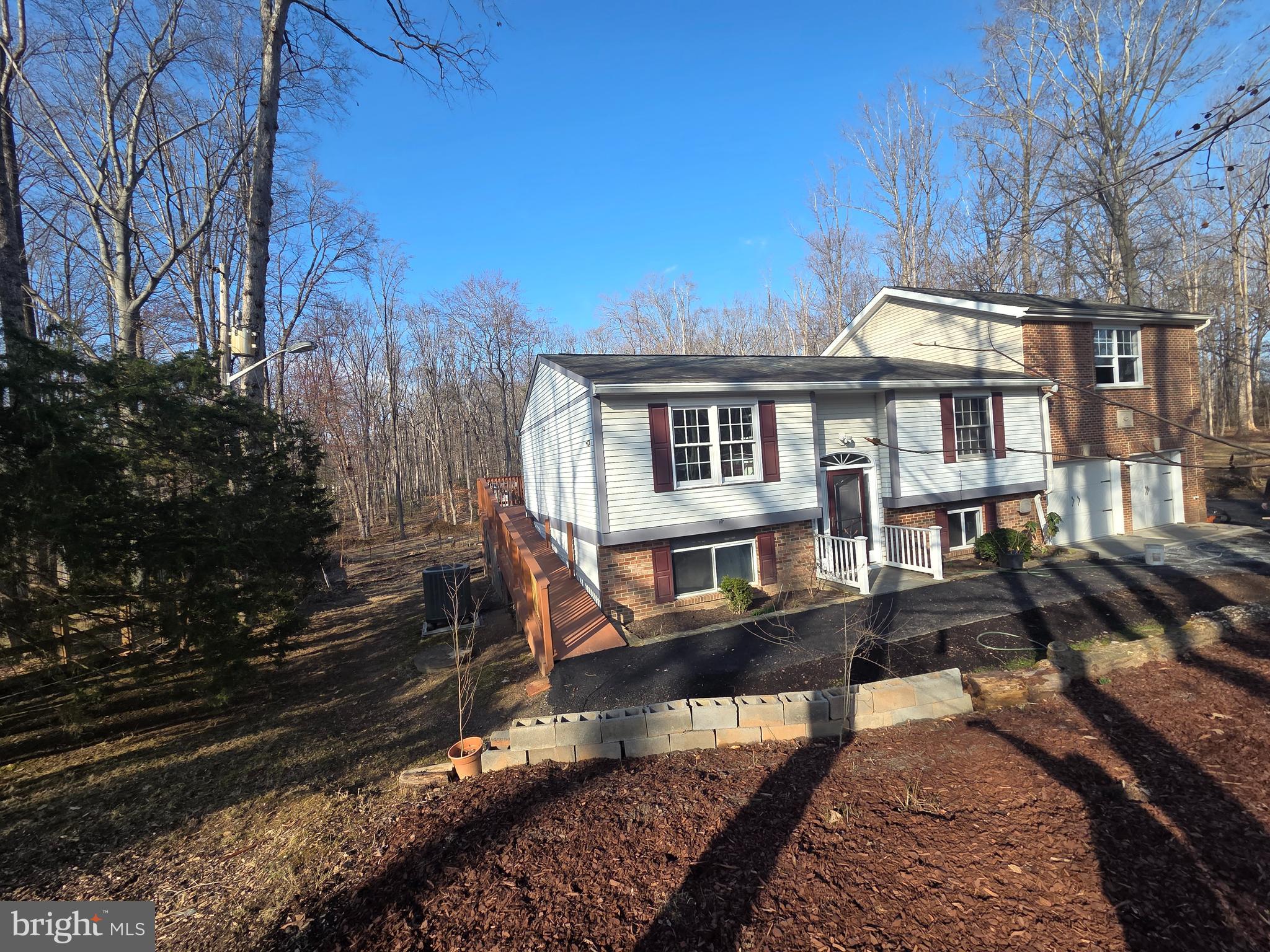 WALTON - Residential