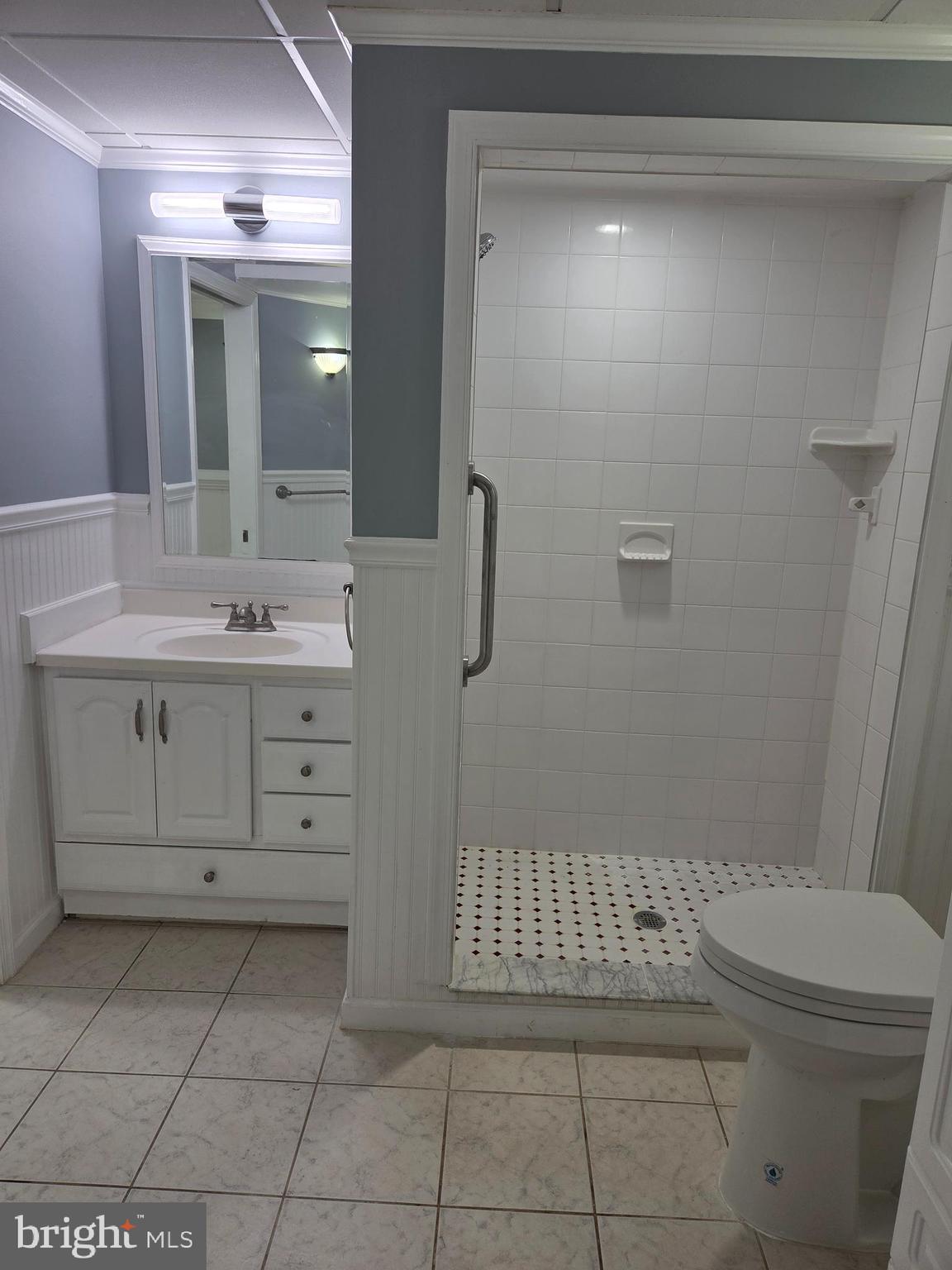 WALTON - Residential