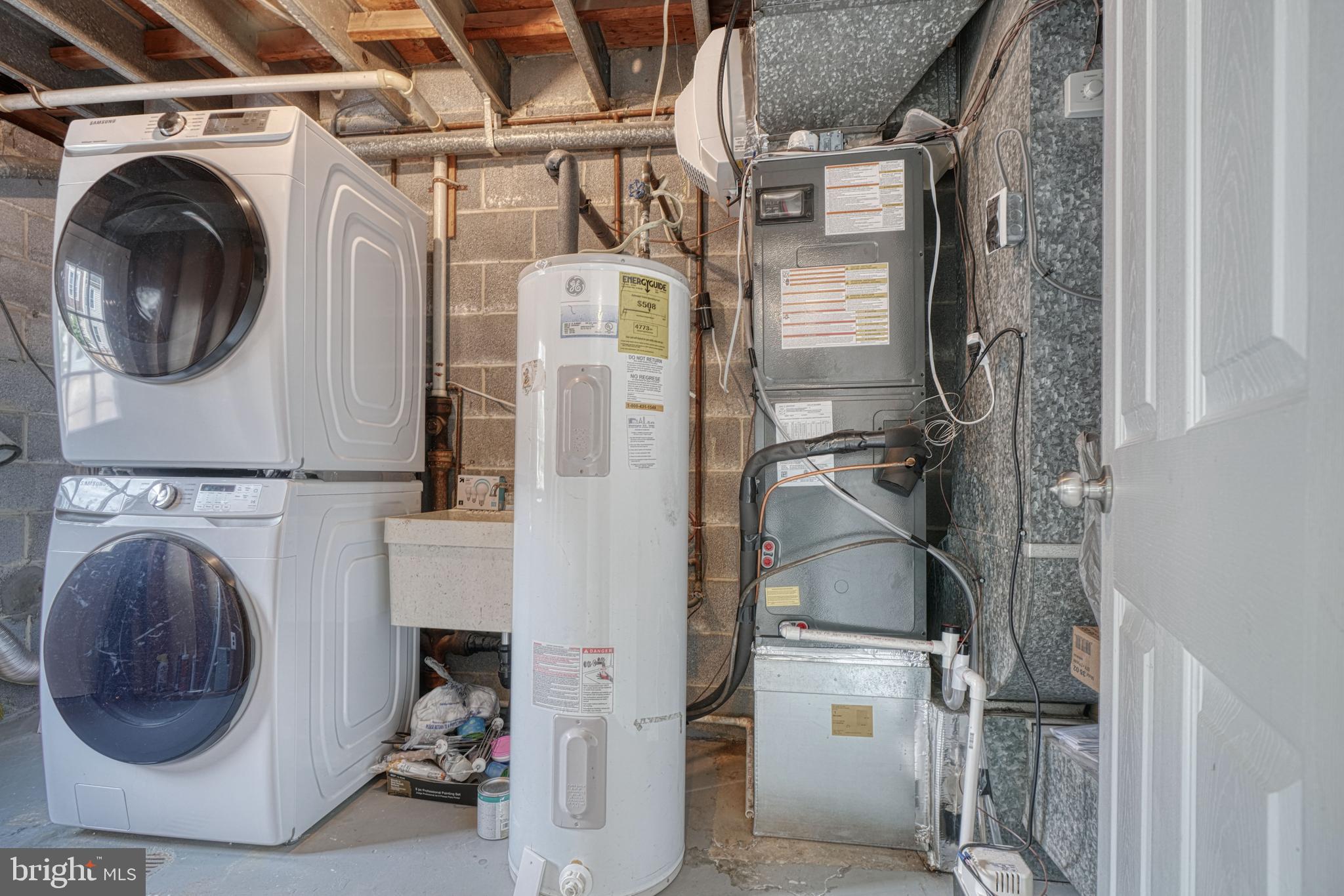 CARROLL PARK MANOR - Residential