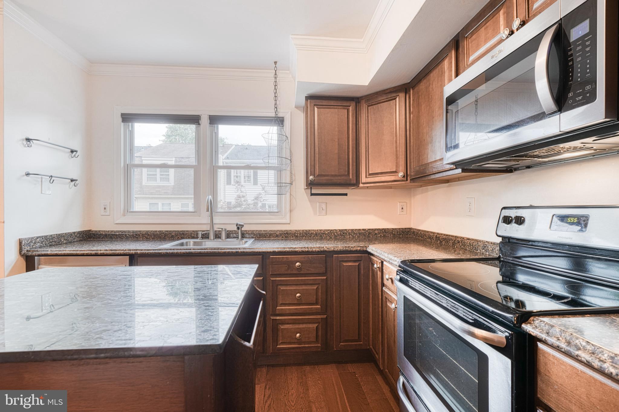 CARROLL PARK MANOR - Residential