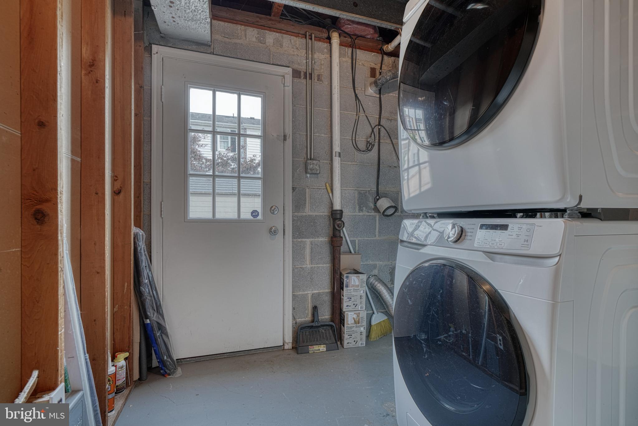 CARROLL PARK MANOR - Residential