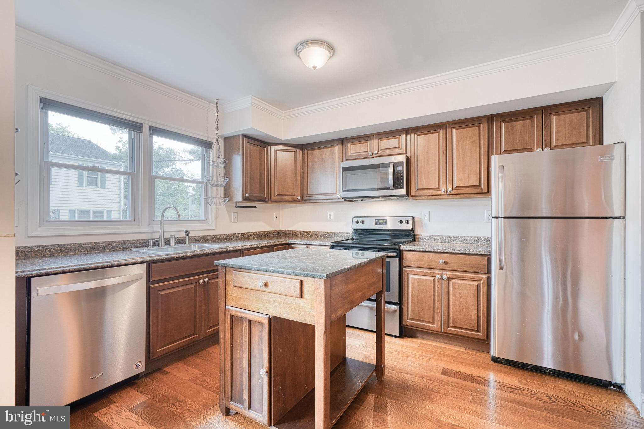 CARROLL PARK MANOR - Residential