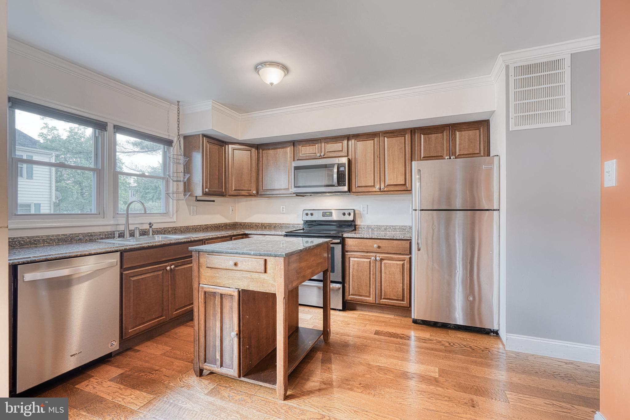 CARROLL PARK MANOR - Residential