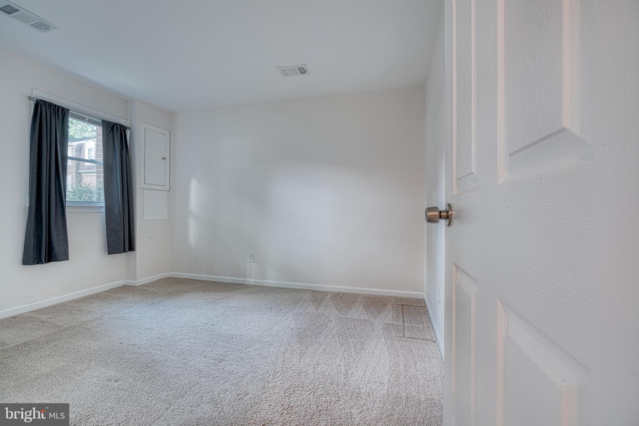 CARROLL PARK MANOR - Residential