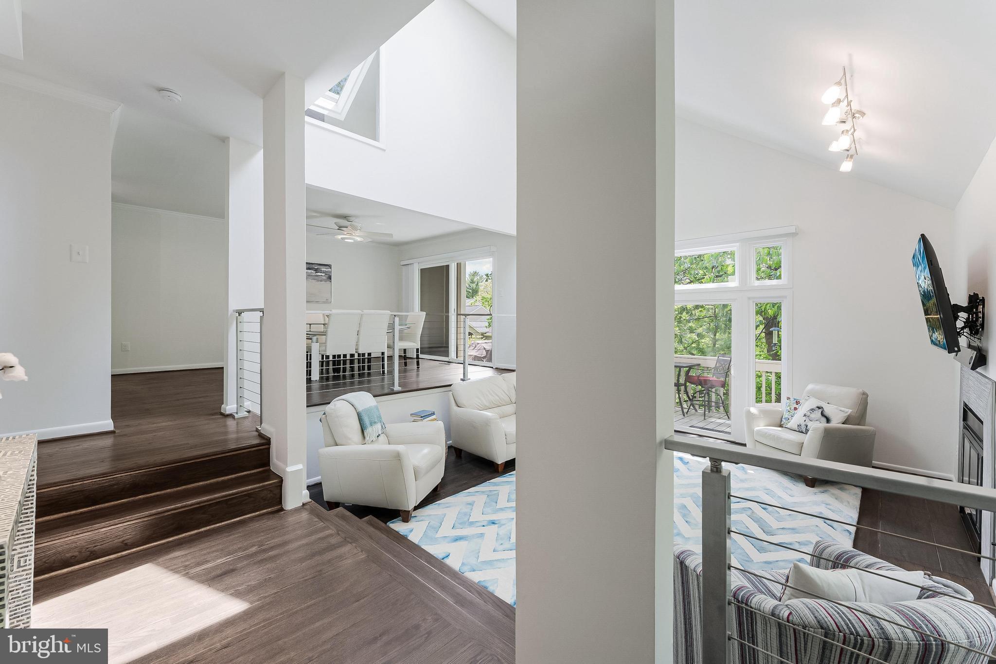 11135 WATERMANS DRIVE