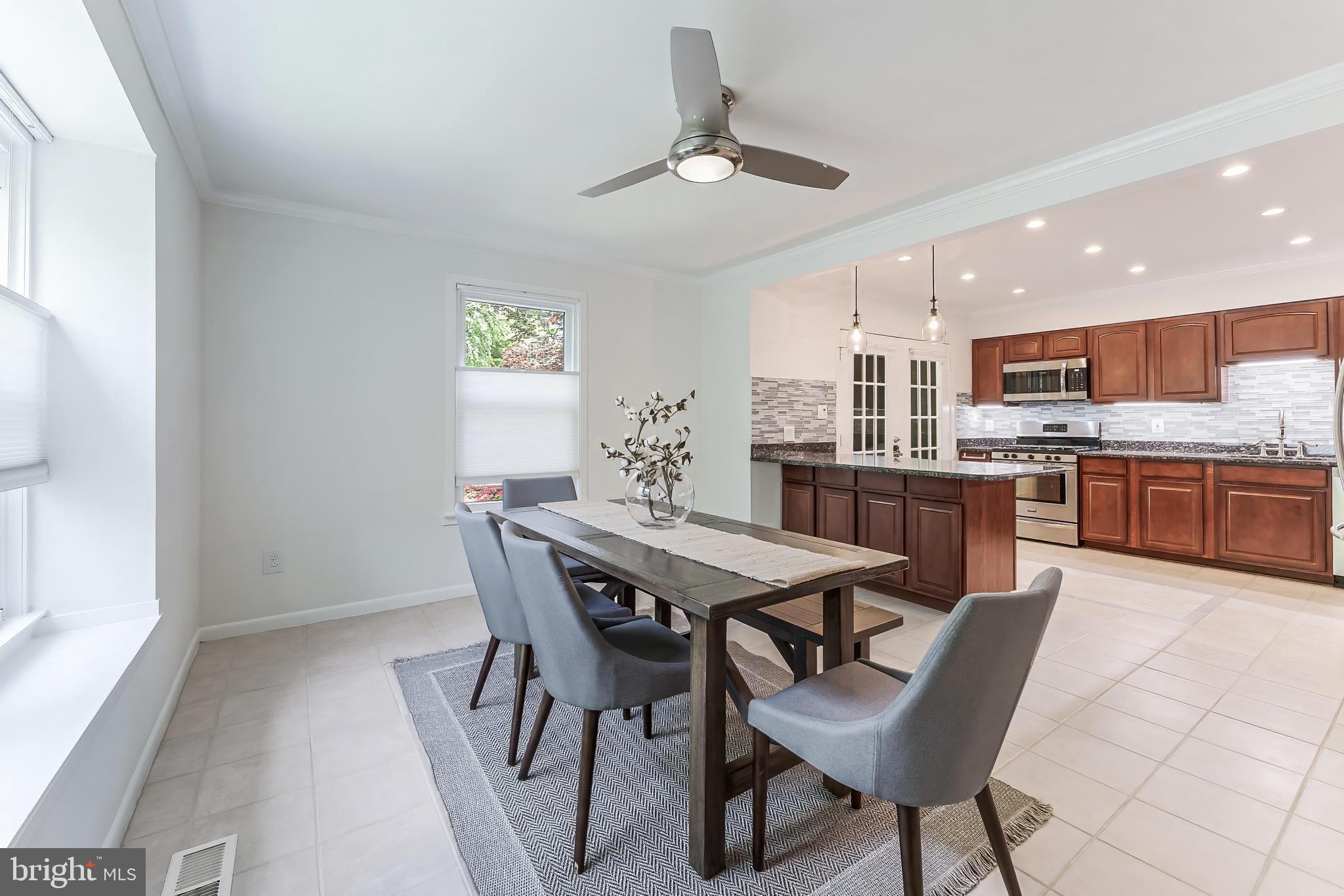 MALLARDS LANDING - Residential