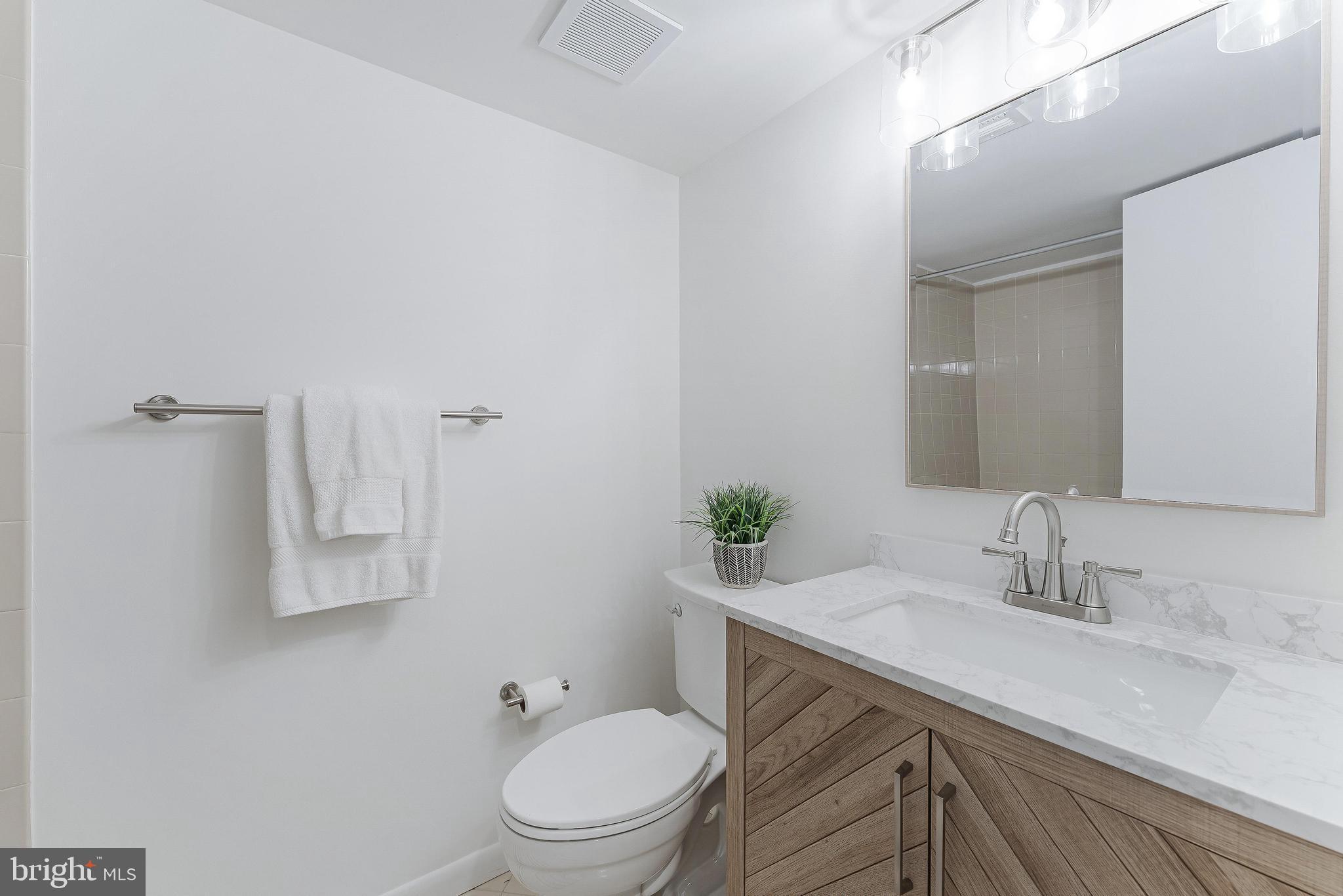 MALLARDS LANDING - Residential