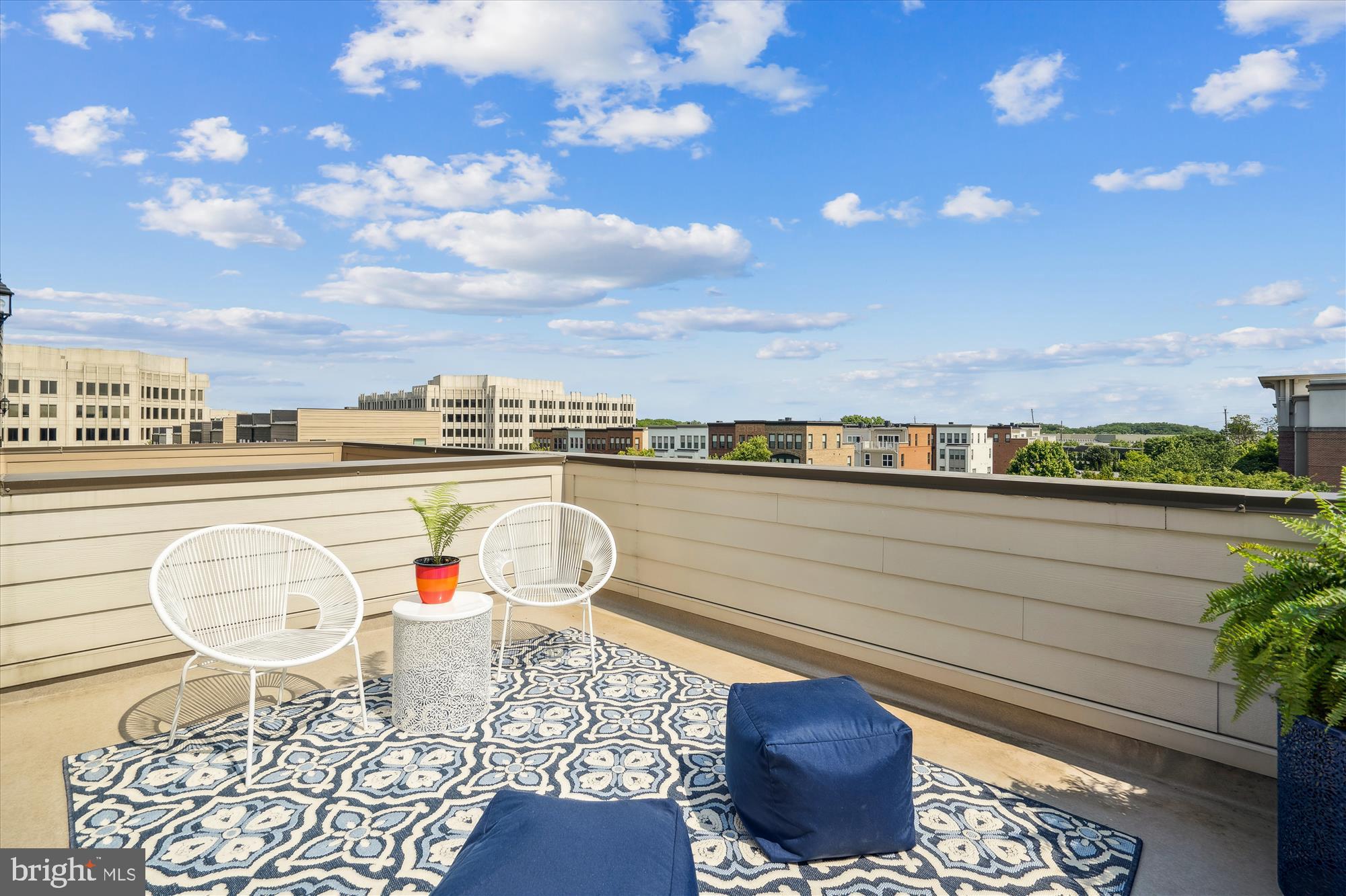 KING FARM IRVINGTON - Residential