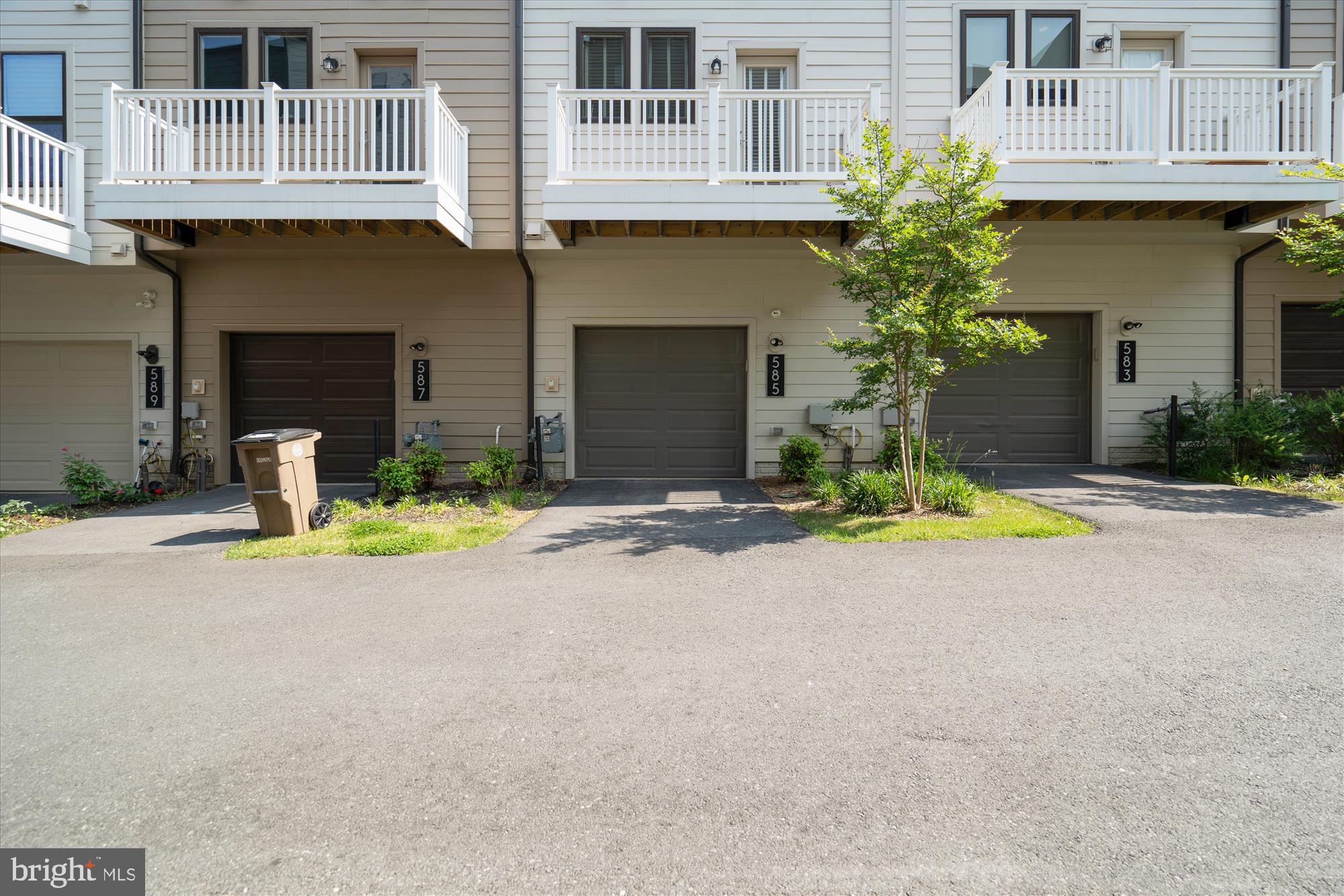 KING FARM IRVINGTON - Residential