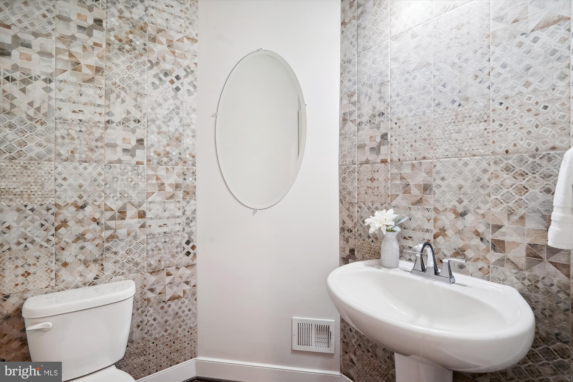 KING FARM IRVINGTON - Residential