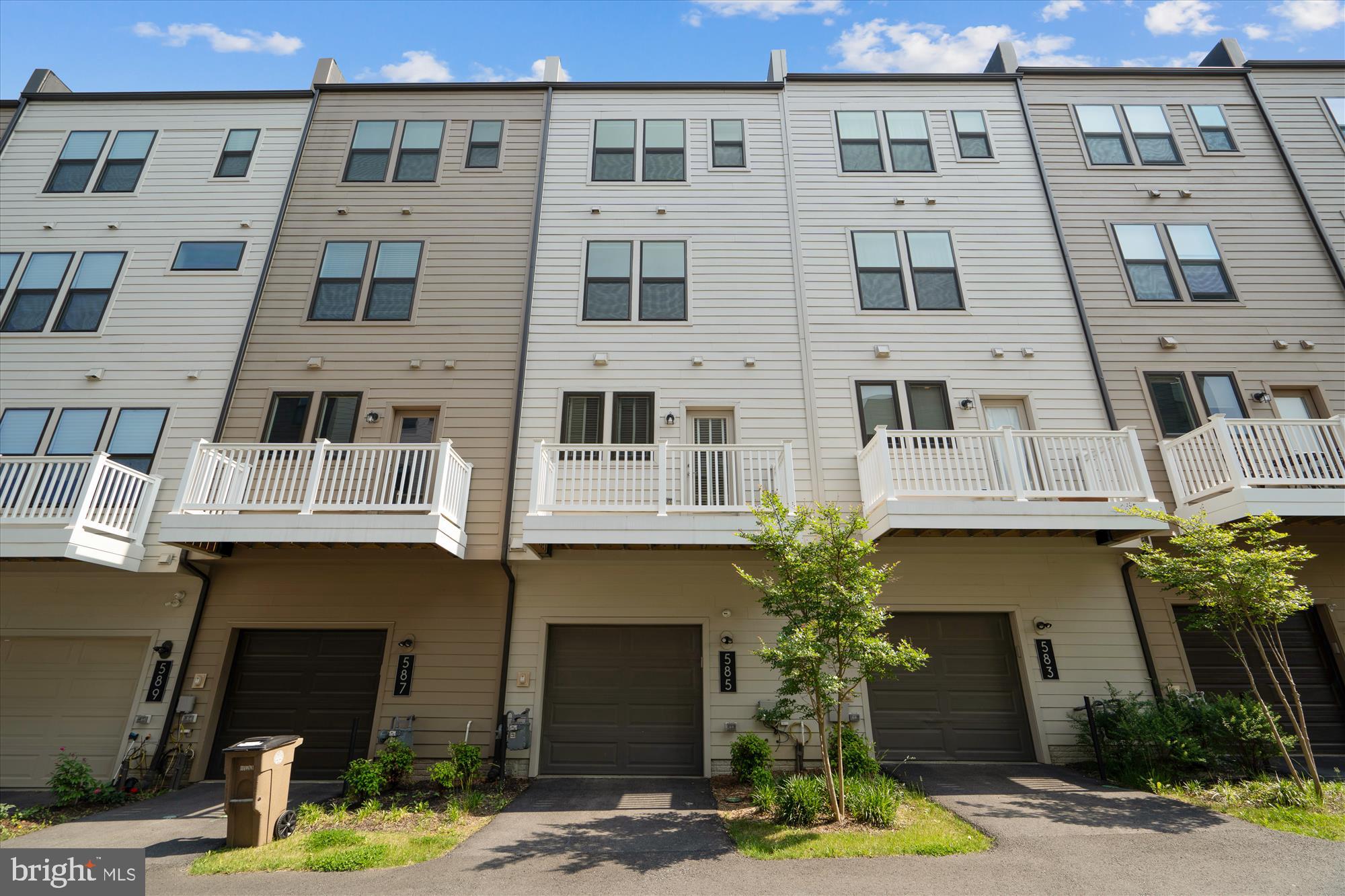 KING FARM IRVINGTON - Residential