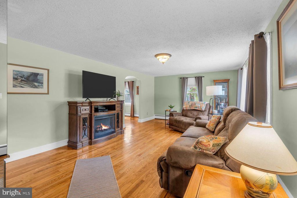 Photo of 3416 E State Street #EXT, HAMILTON, NJ 08619 (MLS # NJME2077506)