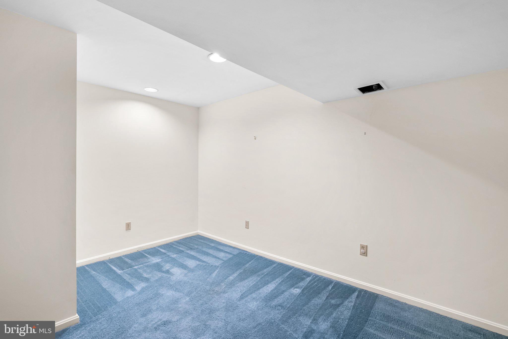 TUCKERMAN STATION - Residential Lease