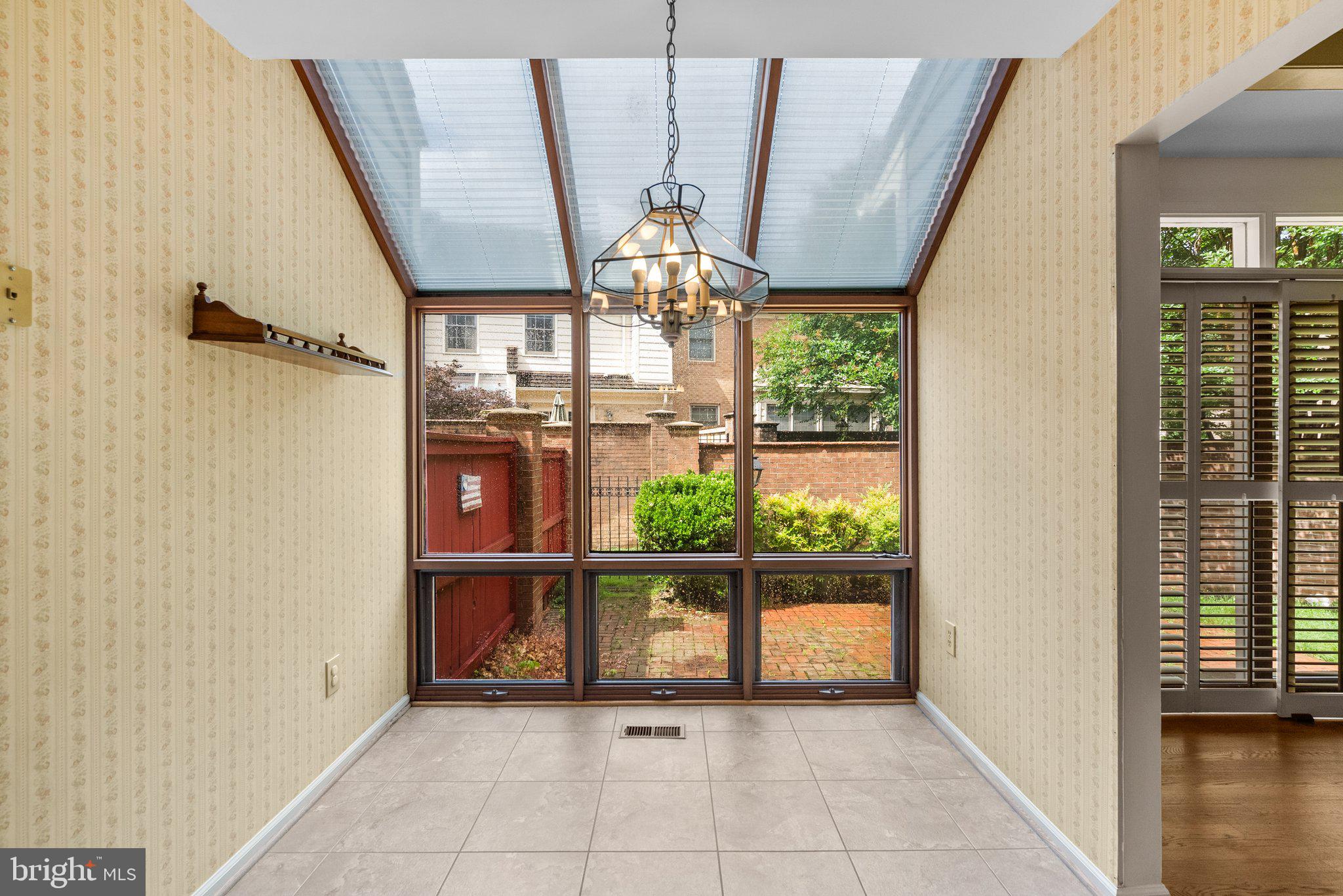 TUCKERMAN STATION - Residential Lease